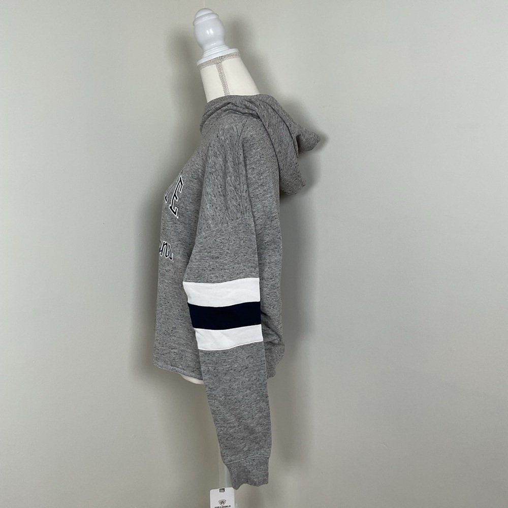Top of the World Women's Penn State Panel Sleeve Cropped Hoodie Size Large NWT - Picture 3 of 9